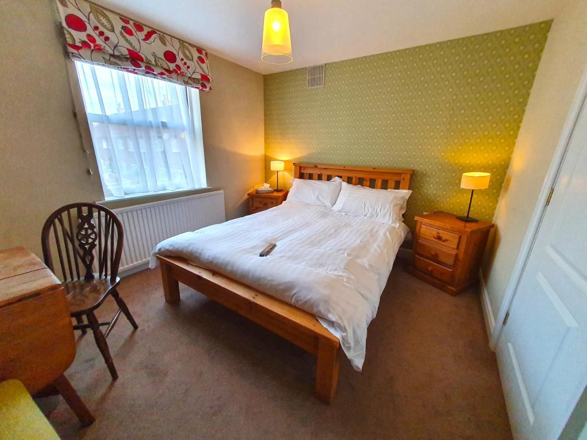 Small Double Room,1090213923:JPEG