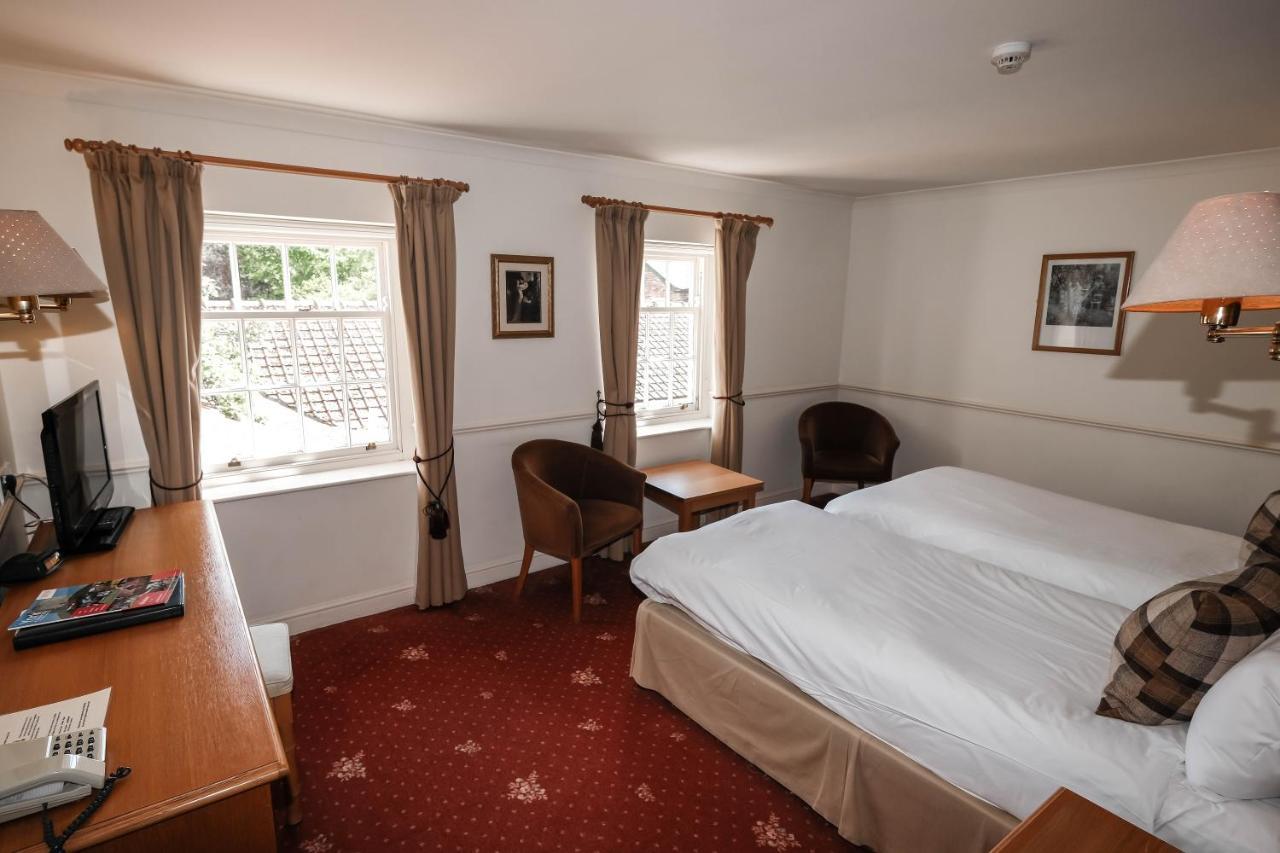 Standard Twin Room Non-Smoking