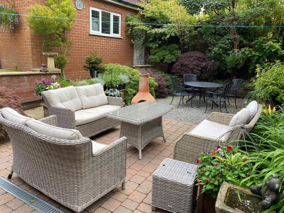 King Room Garden View