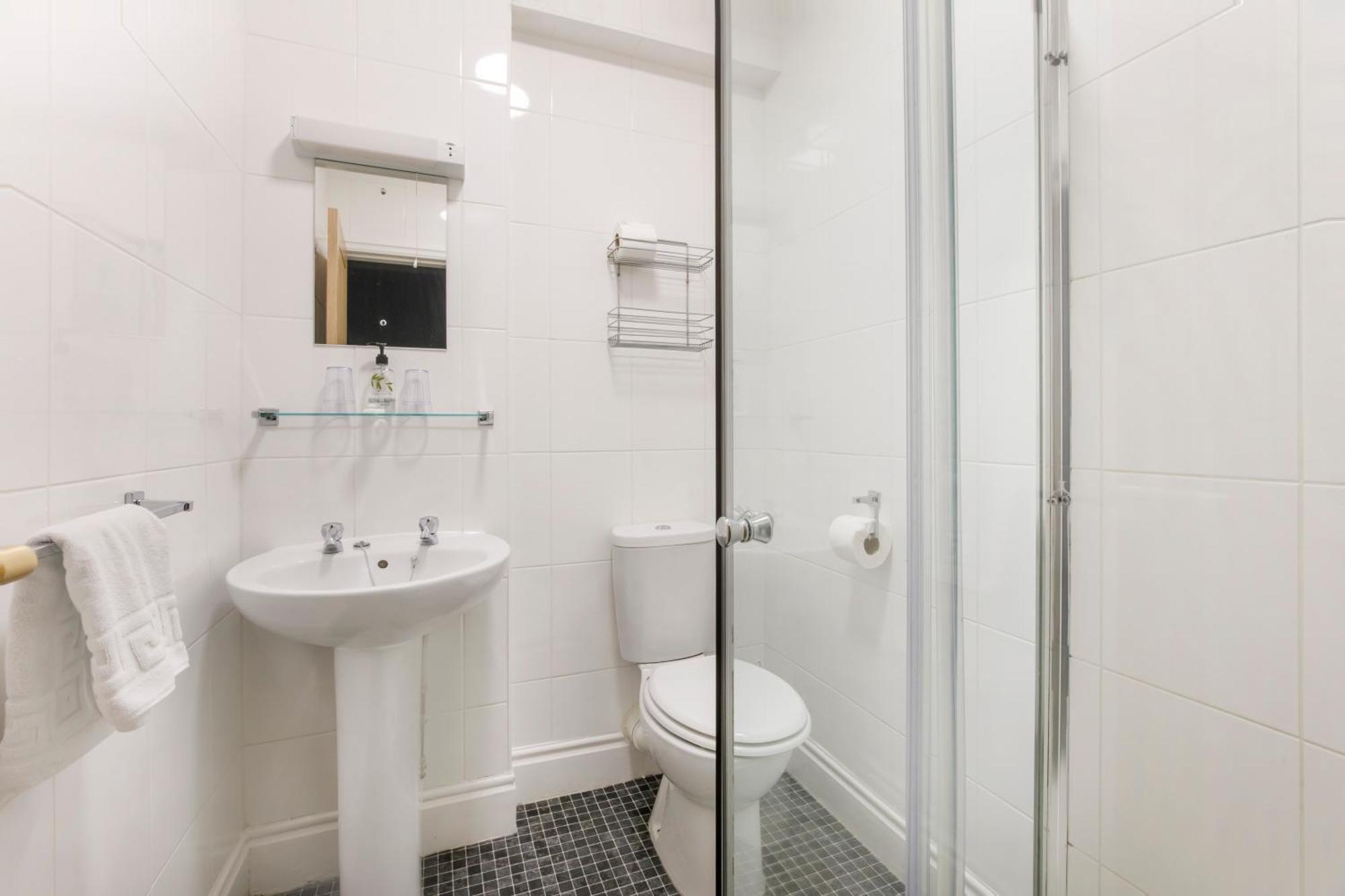 Triple Room – 1st floor 9