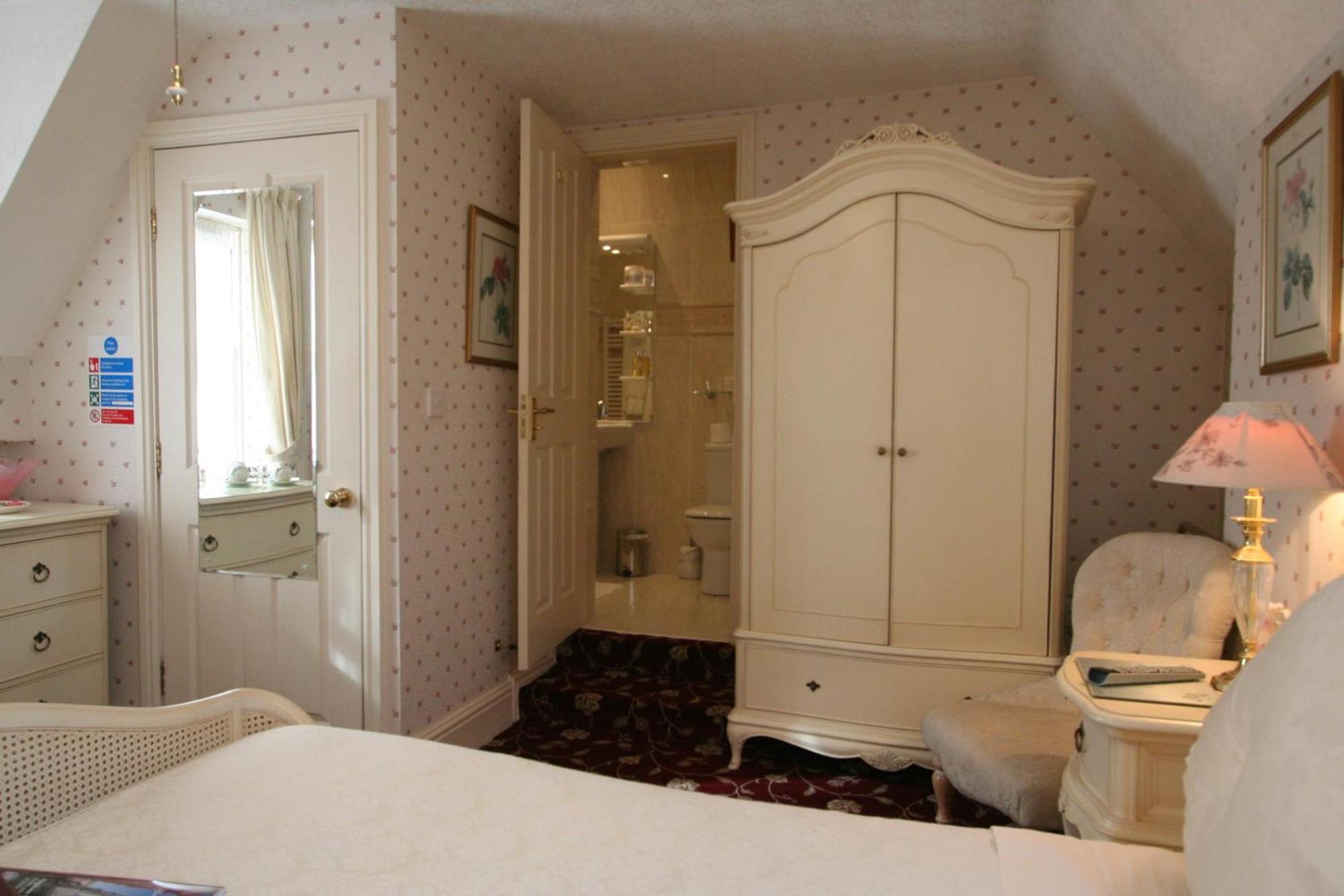 Superior King Room