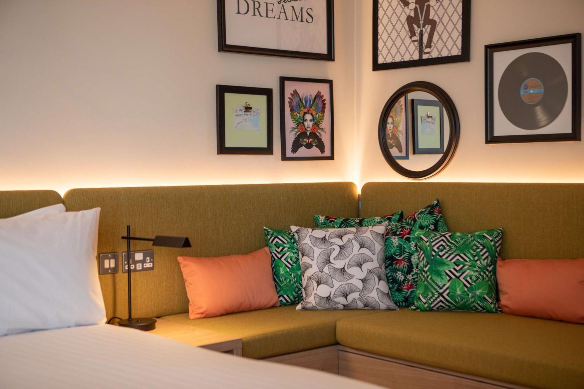 Queen Room