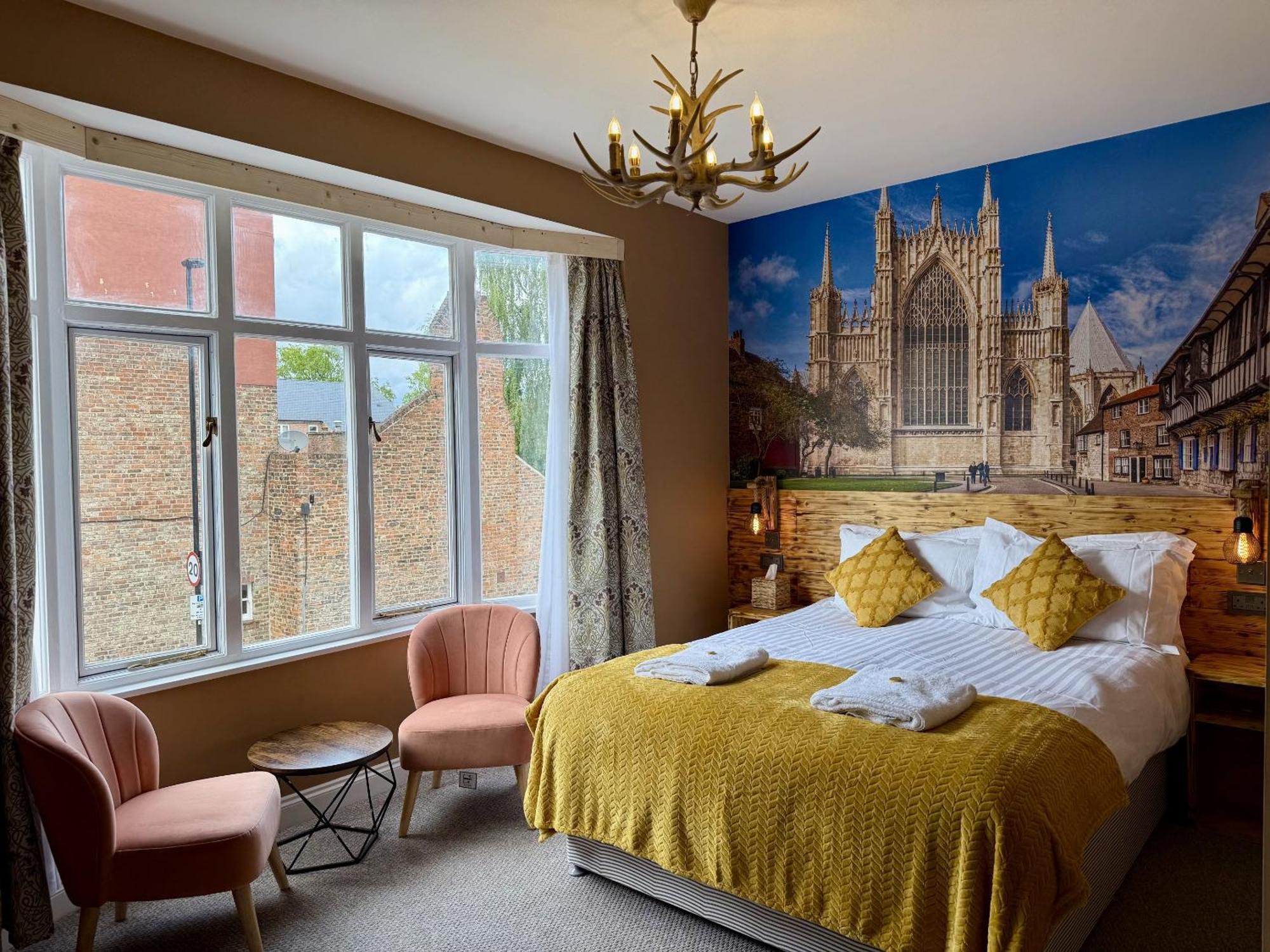Superior King Room