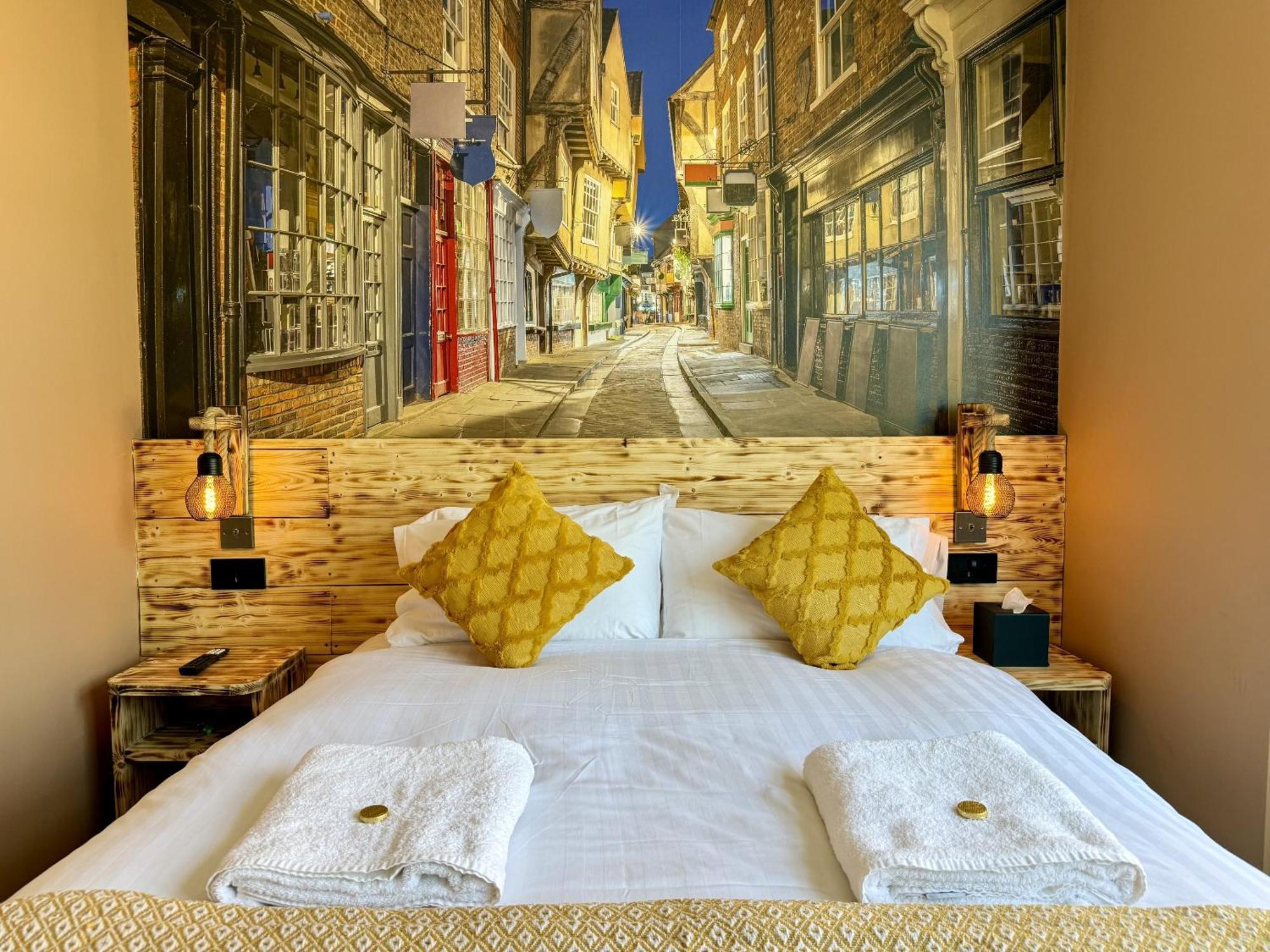 Superior King Room
