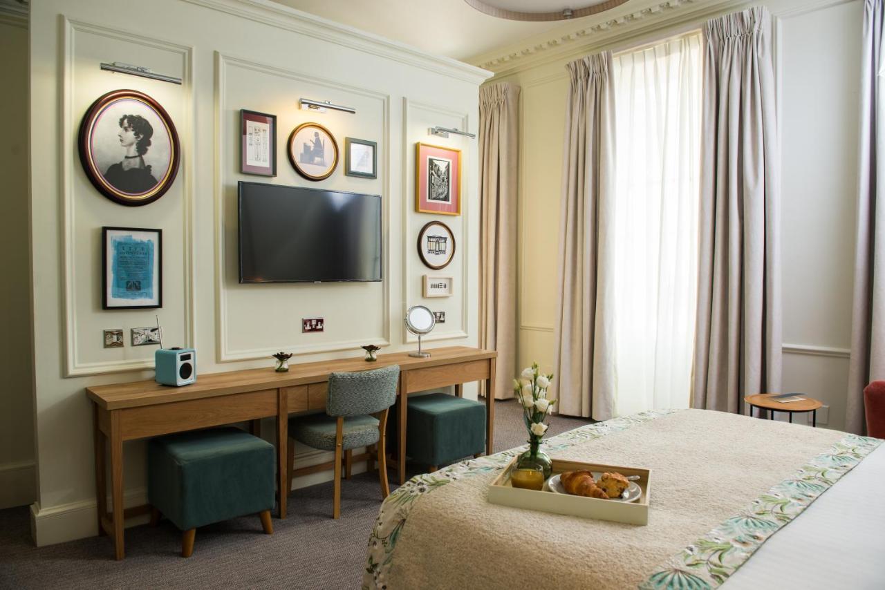 The Judge's Suite,972017656:JPEG