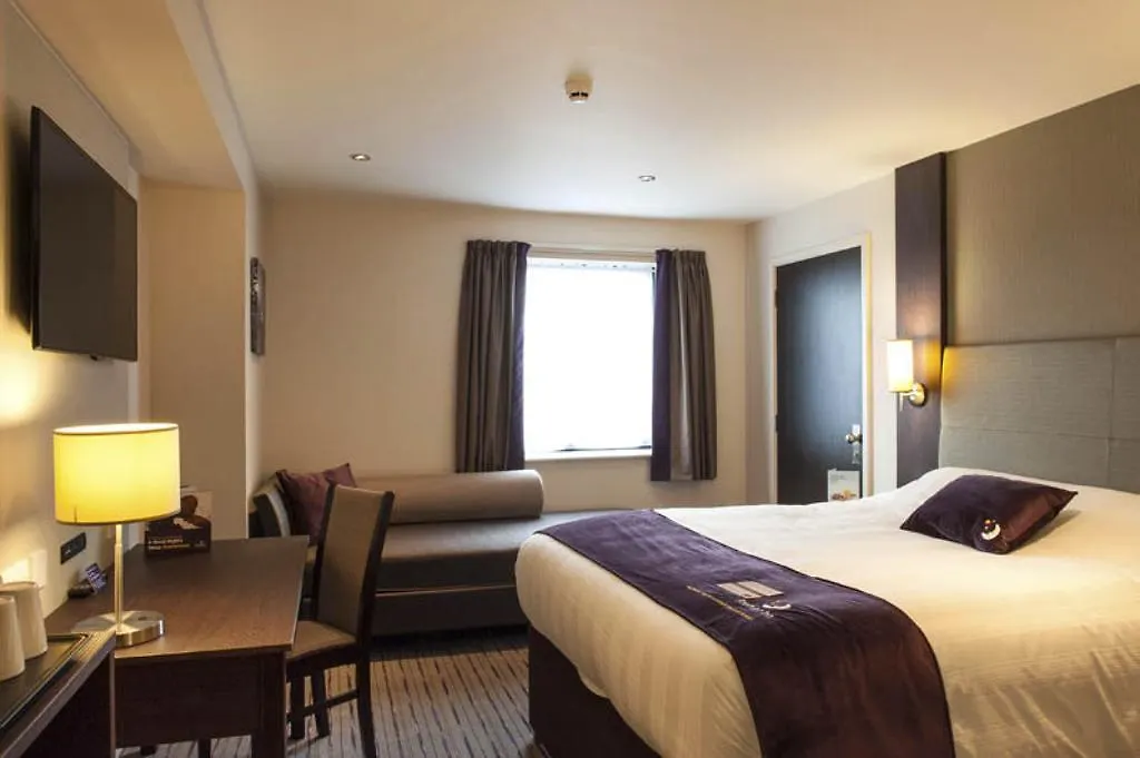 Premier Inn York North-1
