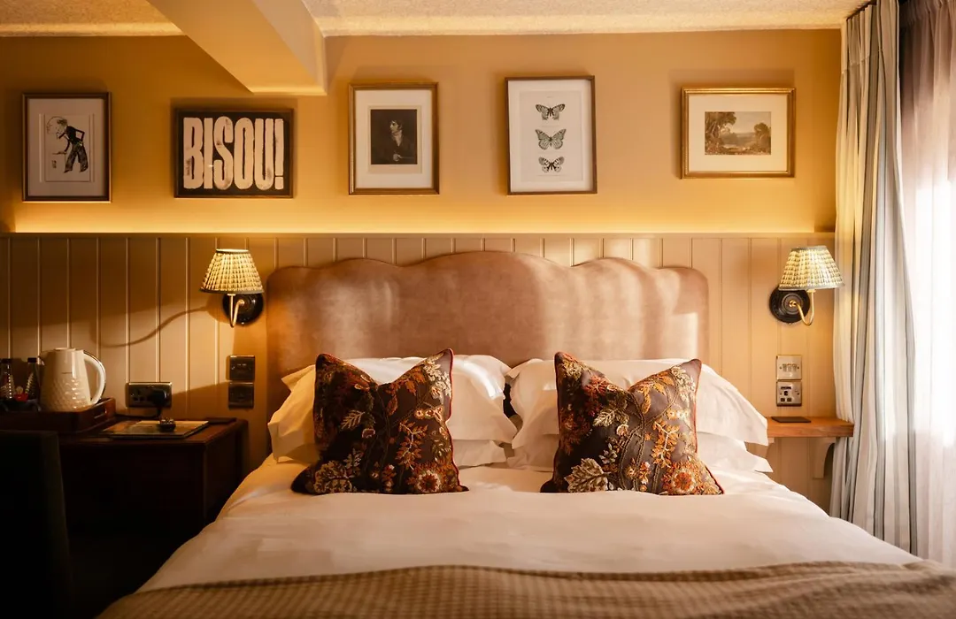 The Churchill Hotel-1
