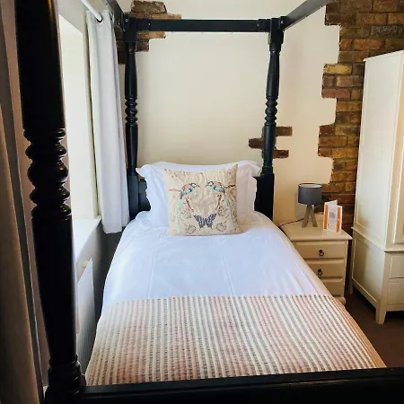 Minster Walk Guesthouse-3
