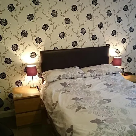 Moorland House-2