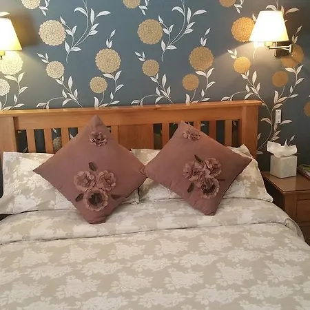 Brentwood Guest House-2