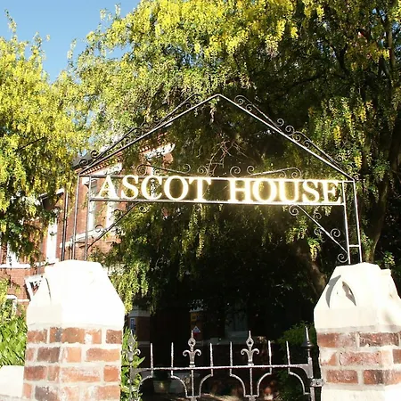 Ascot House-3