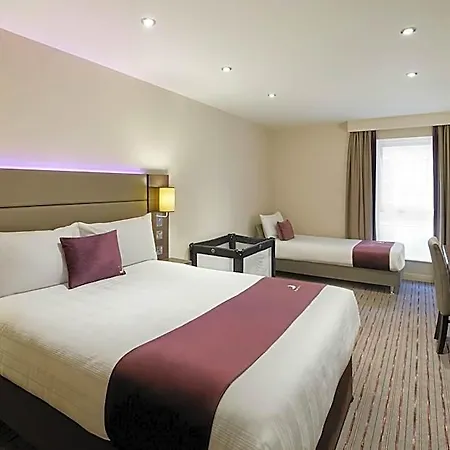 Premier Inn York North West-2