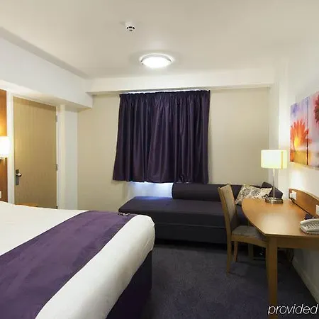 Premier Inn York City - Blossom St North-2