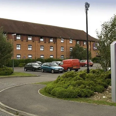 Premier Inn York South West-2
