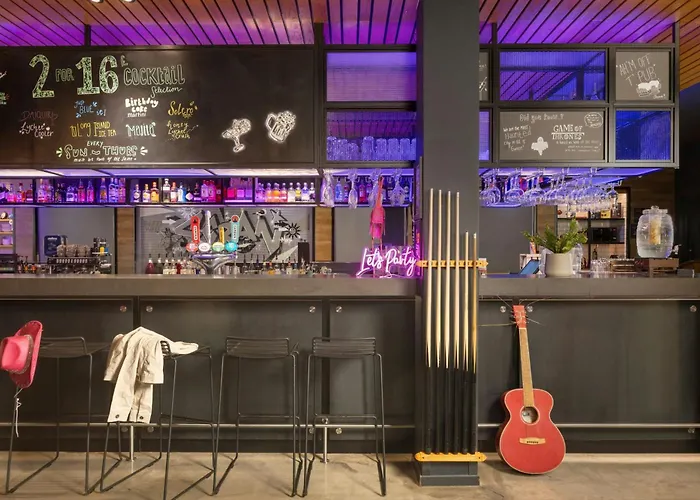 Moxy York Hotel