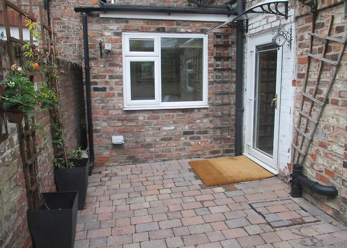 St. Raphael Guest House York