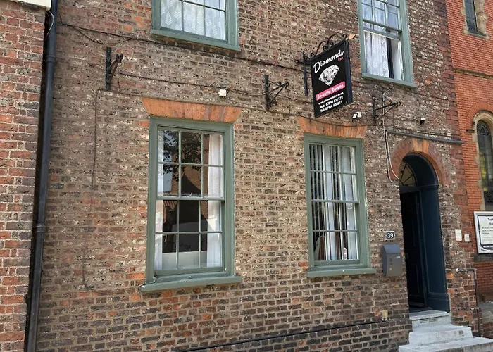 Diamonds Inn Ltd York